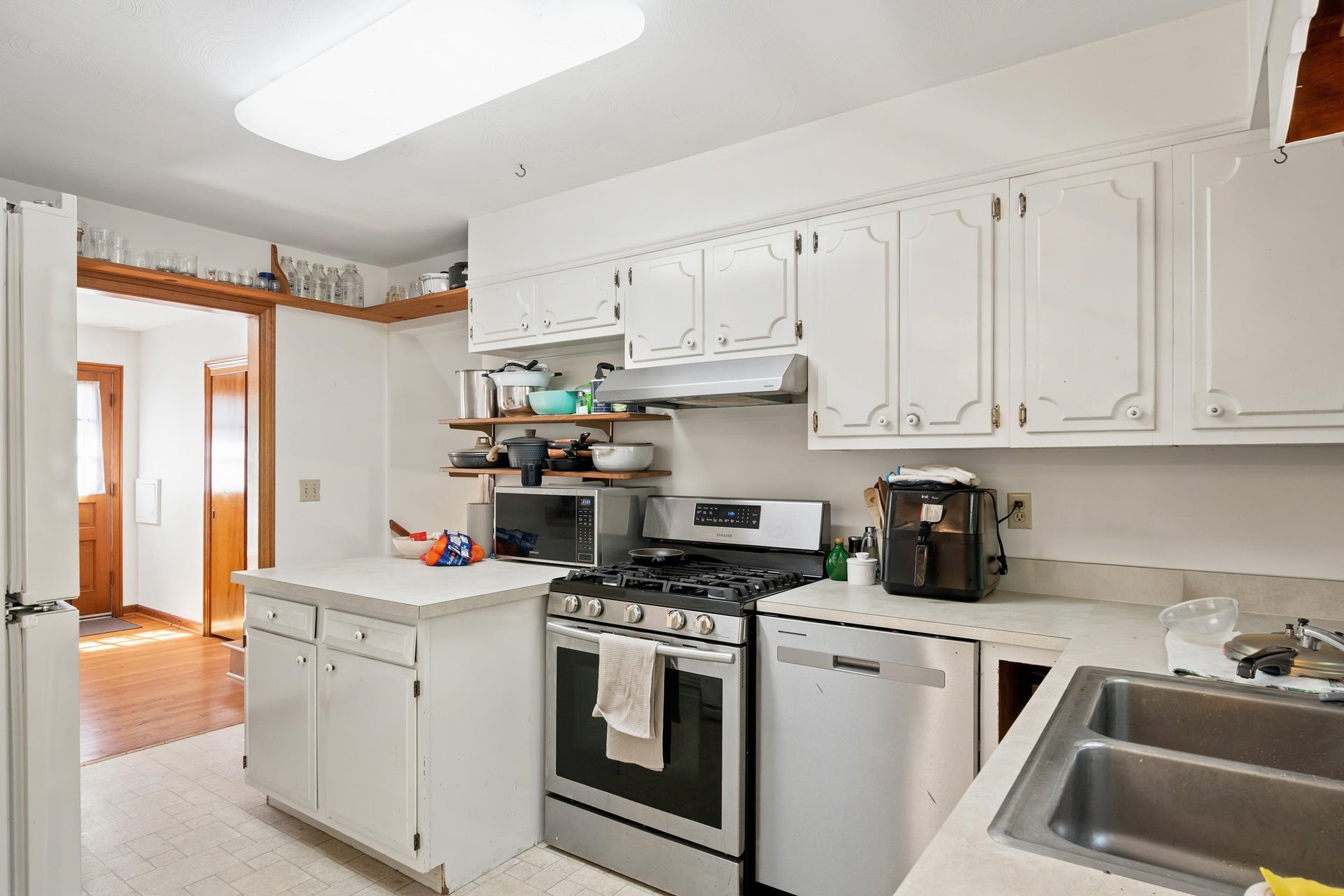 707 HARDING Avenue, Blacksburg, VA 24060