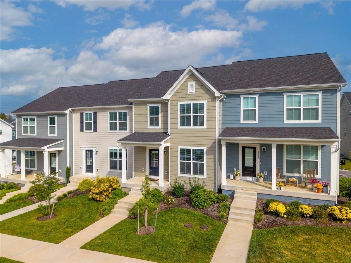 3014 DEPTFORD Street, Blacksburg, VA 24060