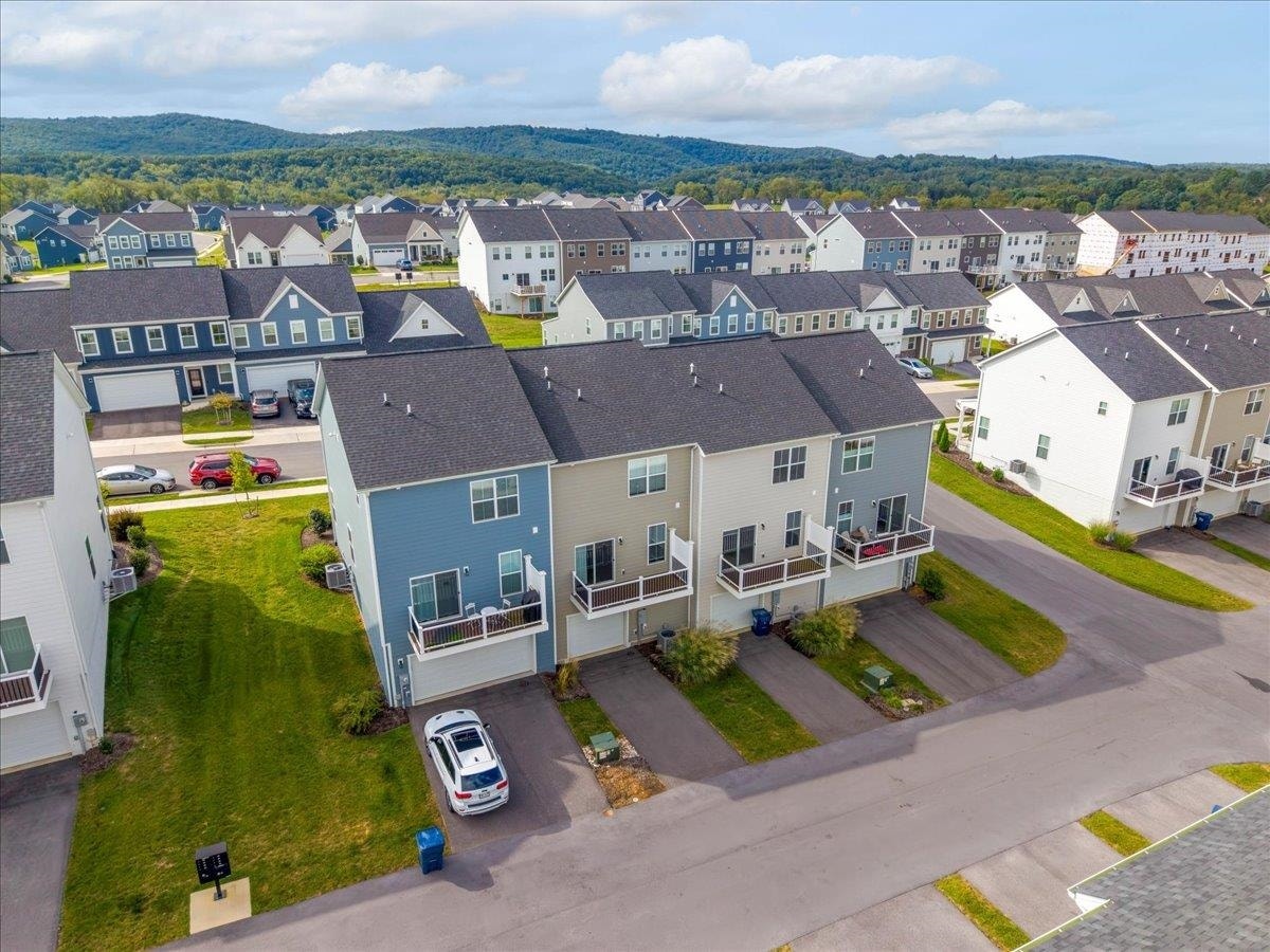 3014 DEPTFORD Street, Blacksburg, VA 24060