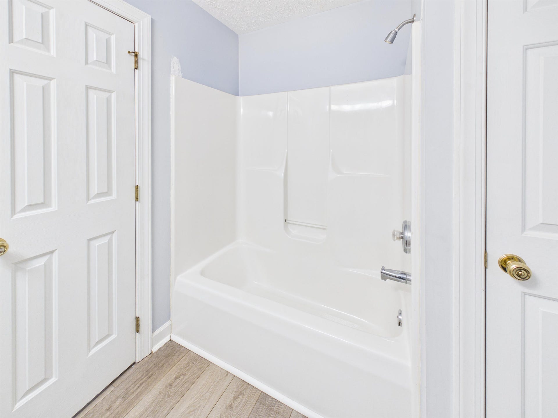 1120 GEORGE EDWARD Viaduct, Christiansburg, VA 24073