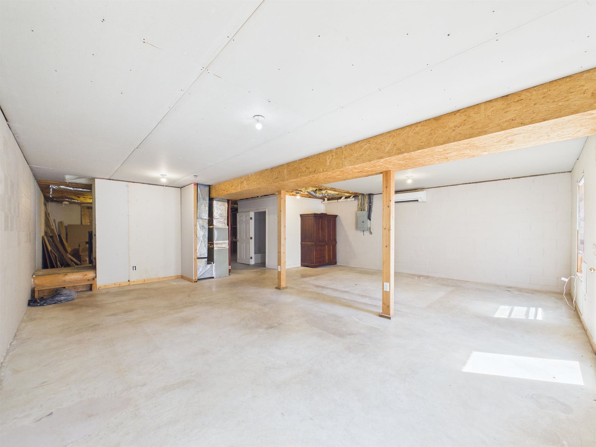 1120 GEORGE EDWARD Viaduct, Christiansburg, VA 24073