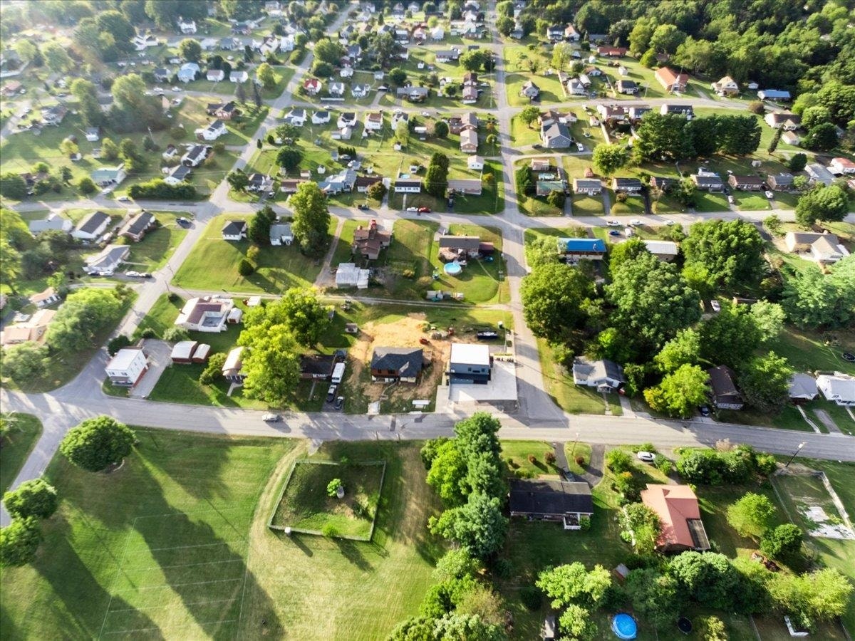 901 Eighth Street, Radford, VA 24141