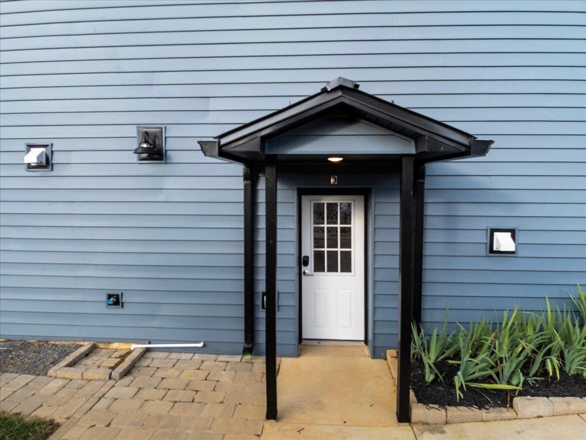 901 Eighth Street, Radford, VA 24141