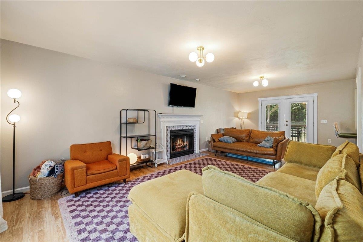 745 INDEPENDENCE Boulevard, Christiansburg, VA 24073