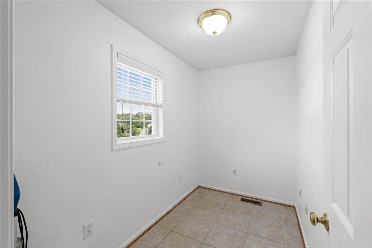 745 INDEPENDENCE Boulevard, Christiansburg, VA 24073