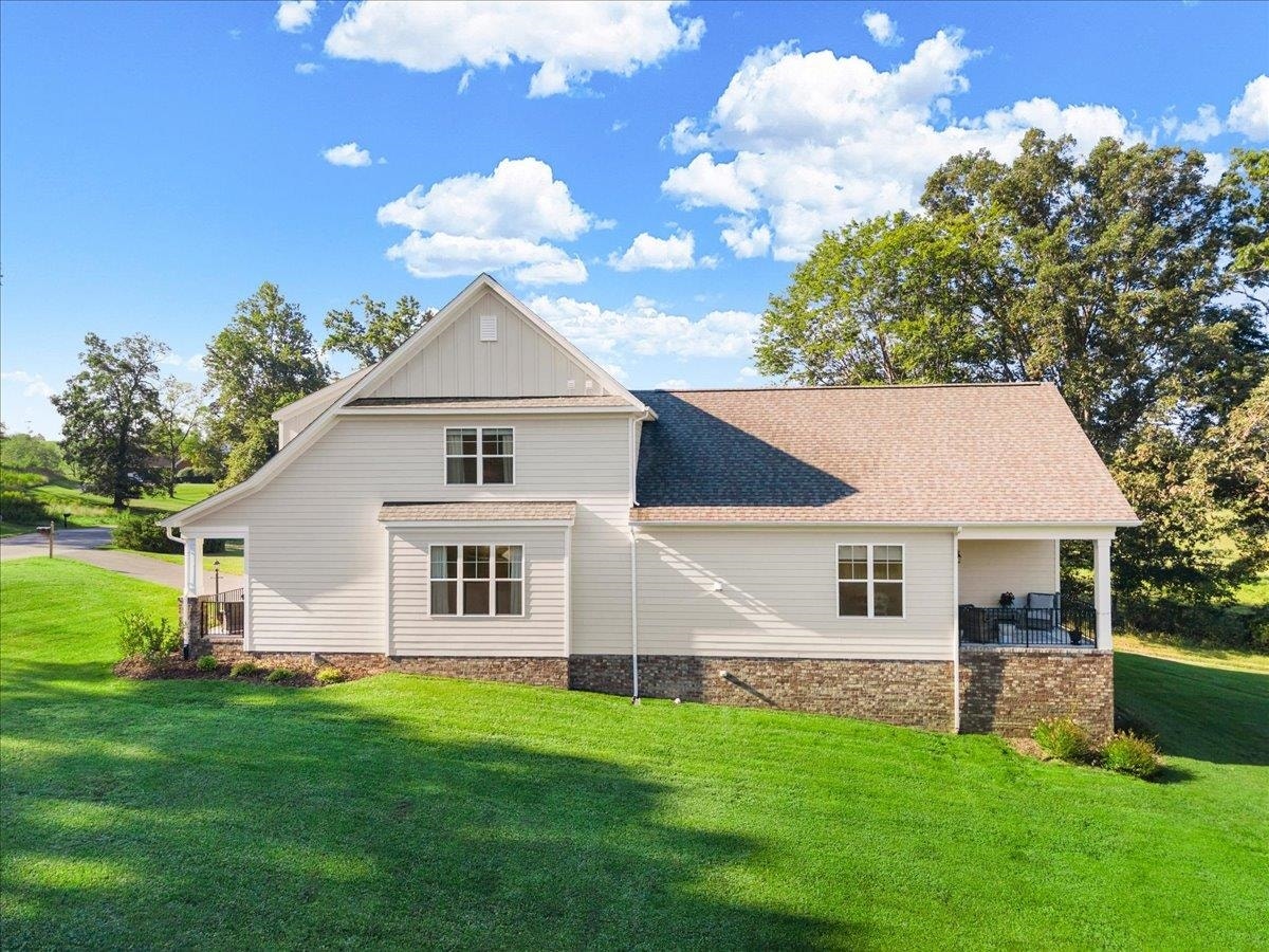 1177 Round Meadow Drive, Christiansburg, VA 24073