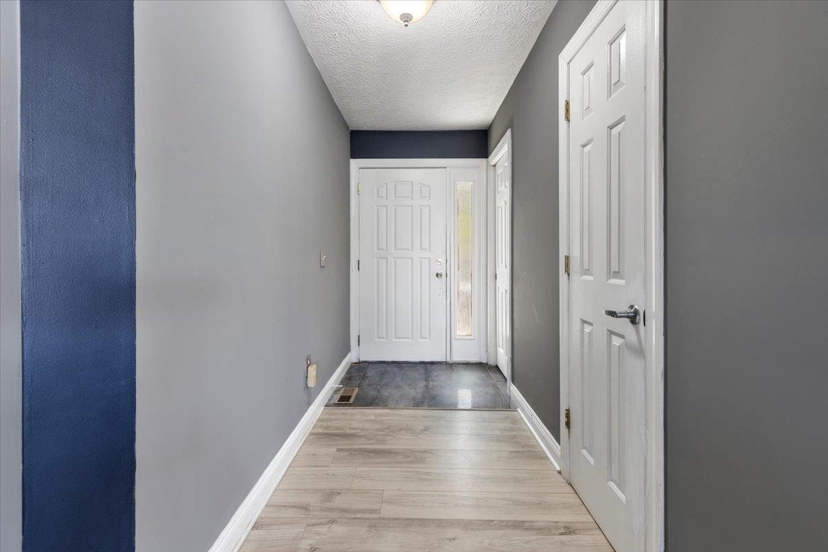 205 TALL OAK Boulevard, Christiansburg, VA 24073