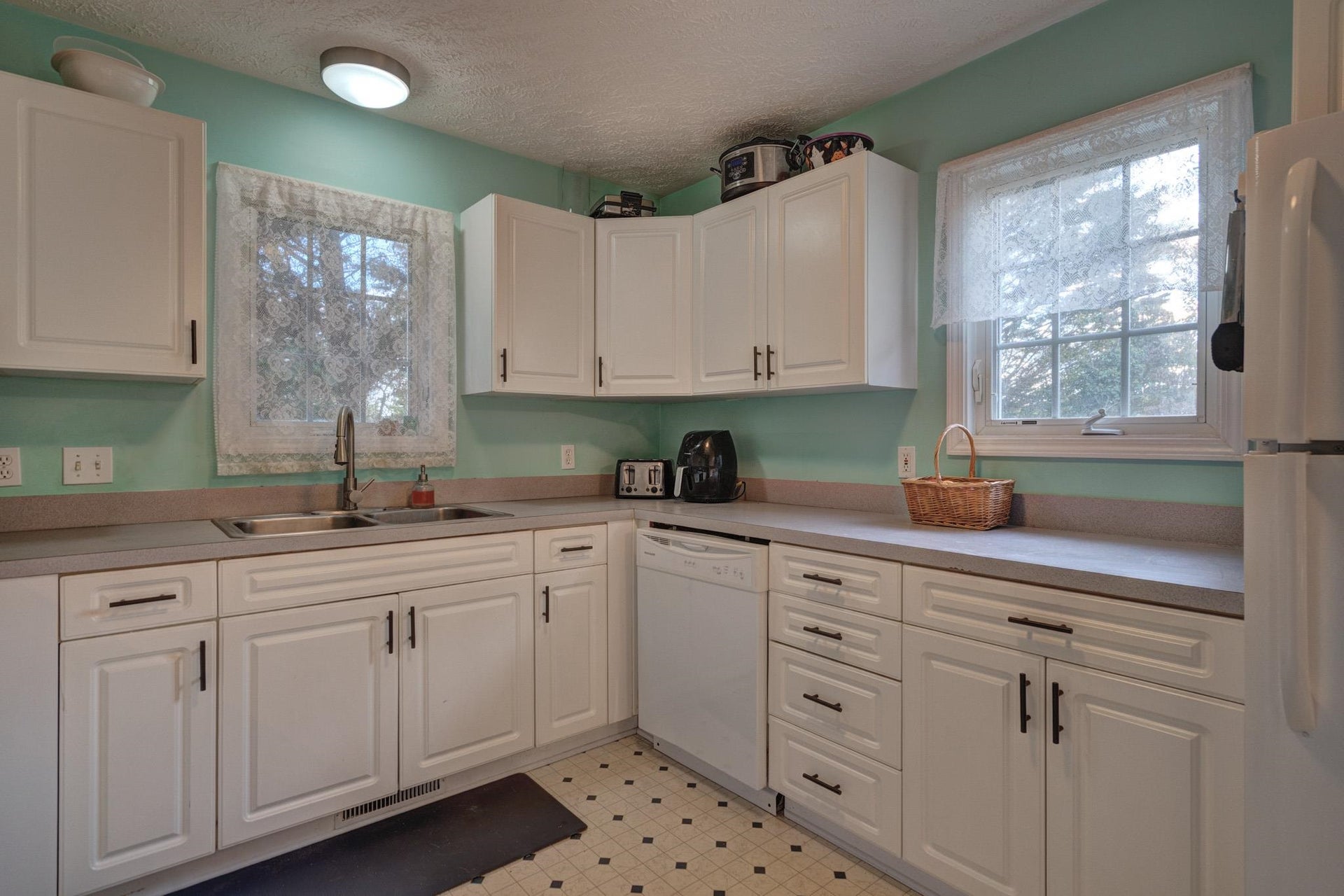 1519 Oriole Drive, Blacksburg, VA 24060