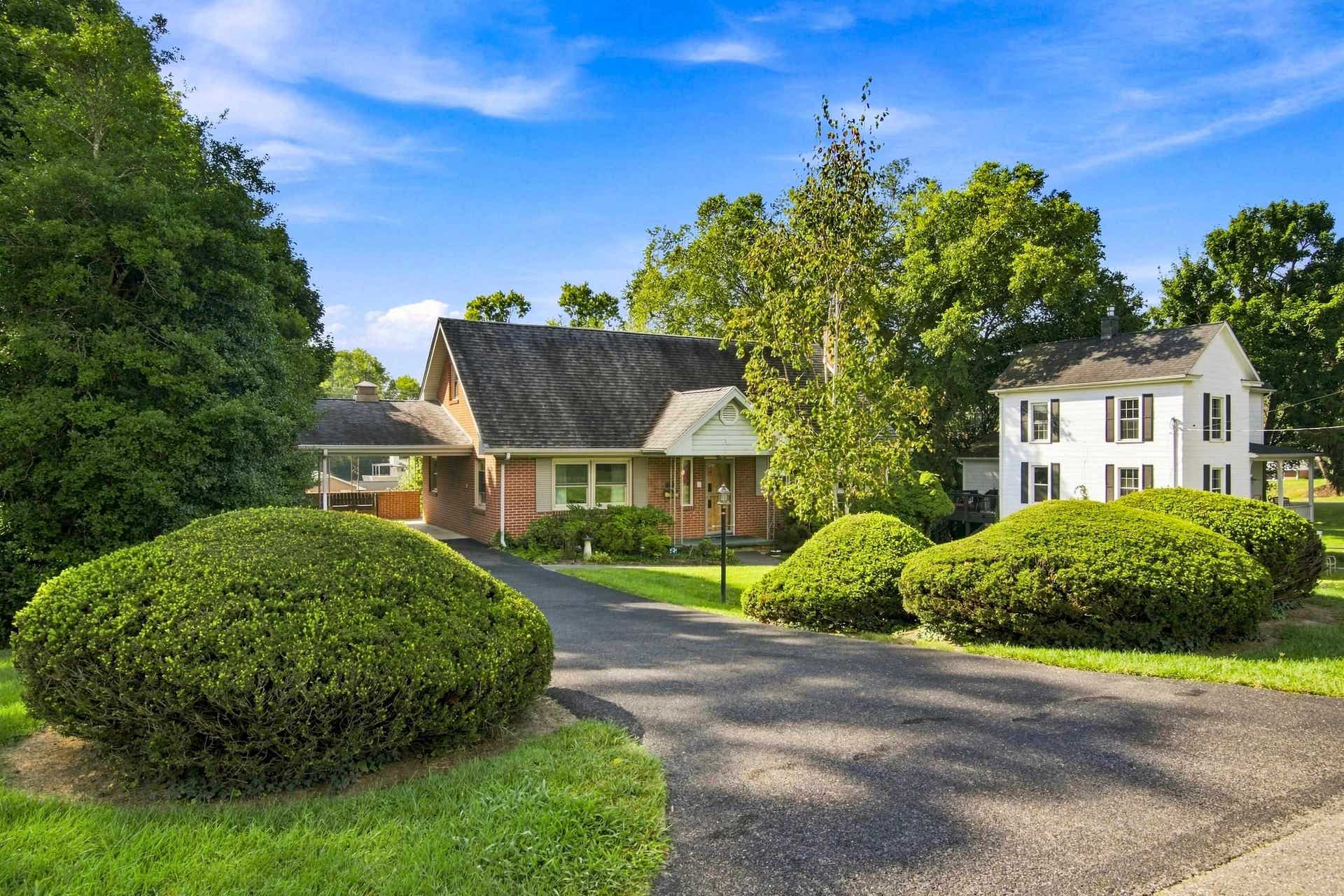 616 4th Street, Radford, VA 24141