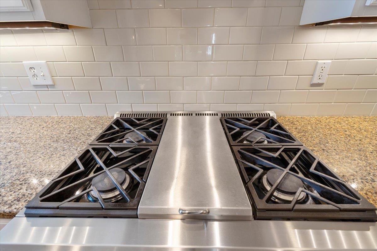 925 Village Way, Blacksburg, VA 24060