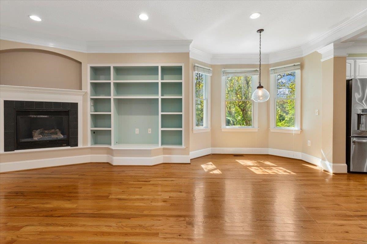 925 Village Way, Blacksburg, VA 24060