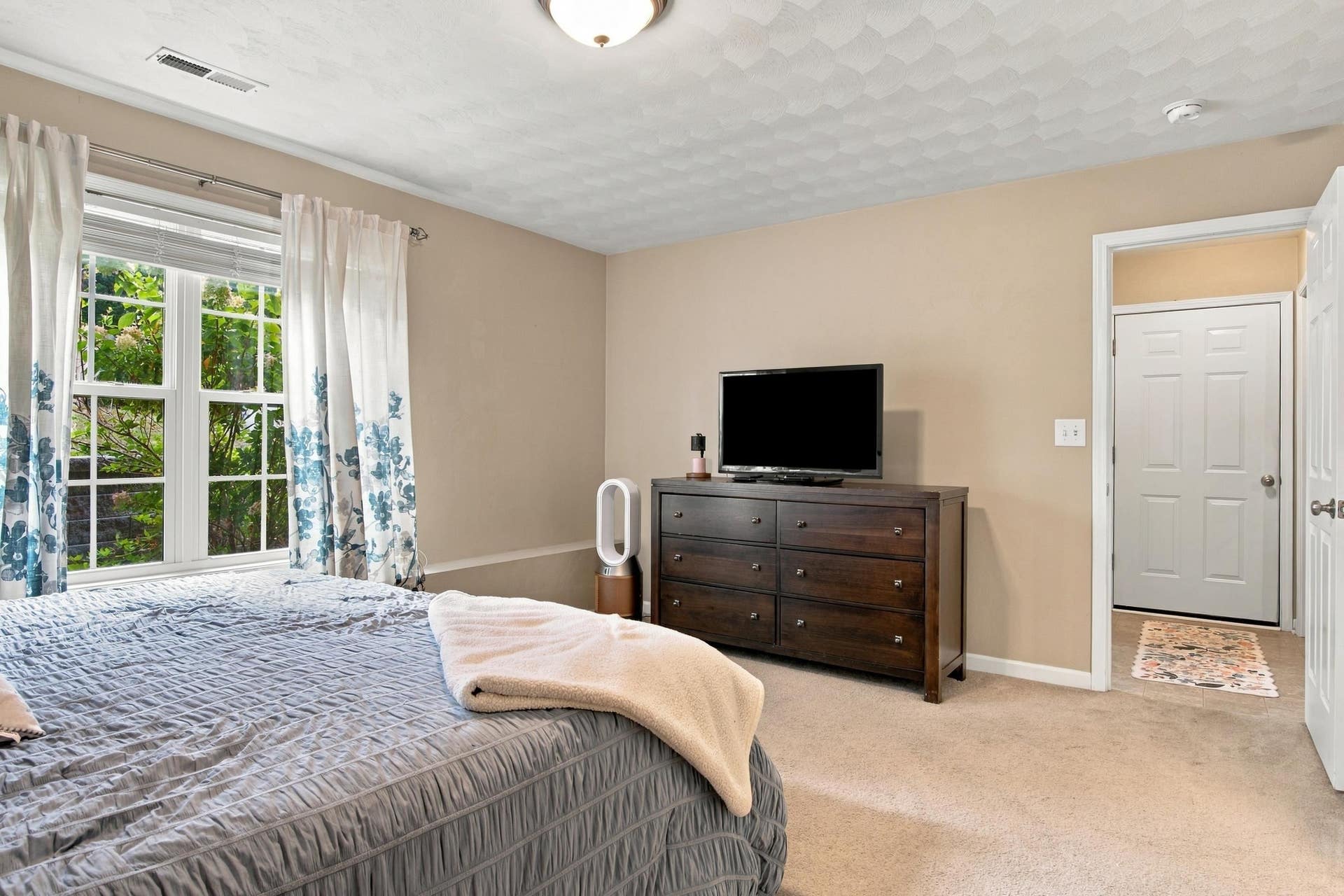 250 JOHN LEMLEY Lane, Christiansburg, VA 24073