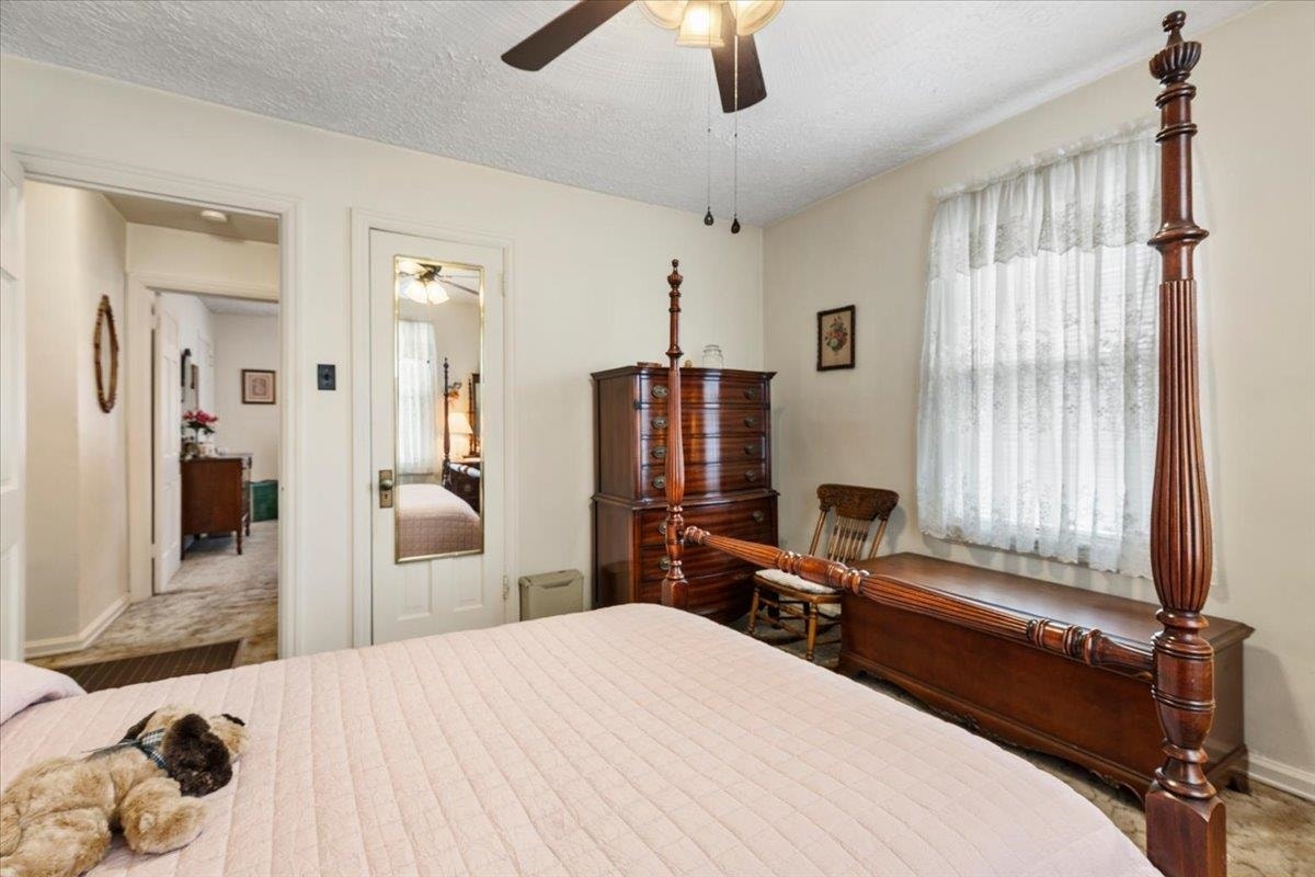 113 Roberta Street, Narrows, VA 24124