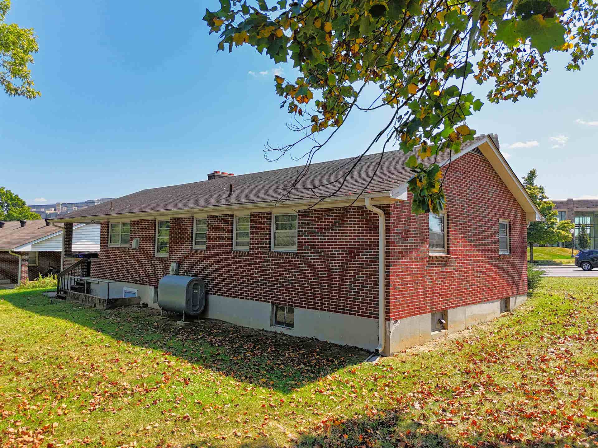 714 PRICES FORK Road, Blacksburg, VA 24060