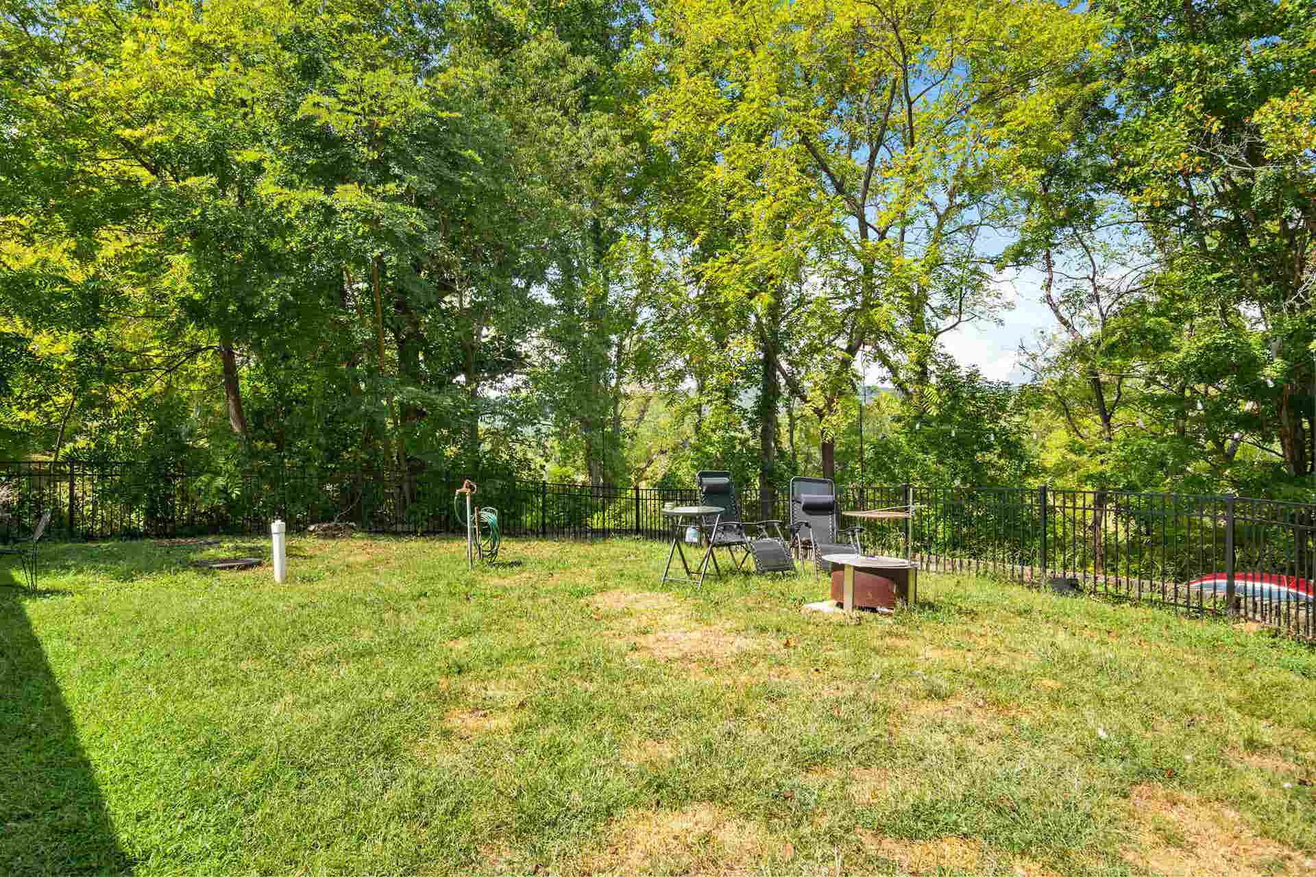 1007 Redbud Road, Blacksburg, VA 24060
