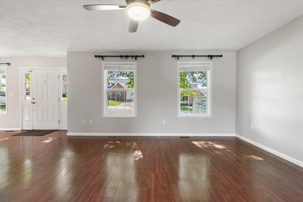 305 Sequoia Circle, Christiansburg, VA 24073