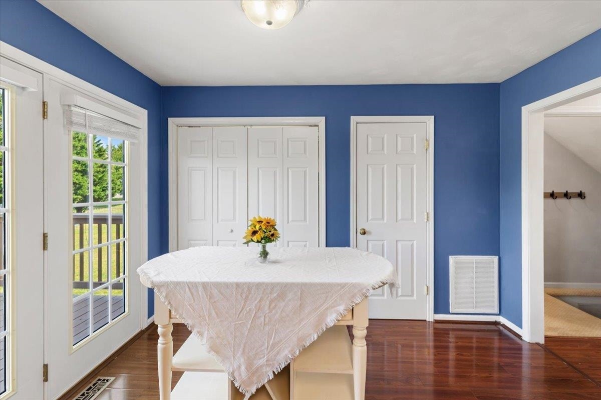 305 Sequoia Circle, Christiansburg, VA 24073
