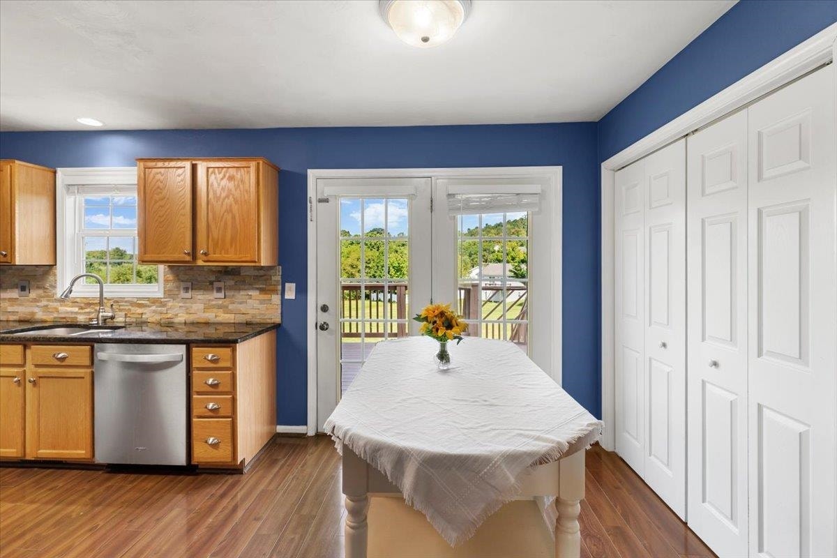 305 Sequoia Circle, Christiansburg, VA 24073