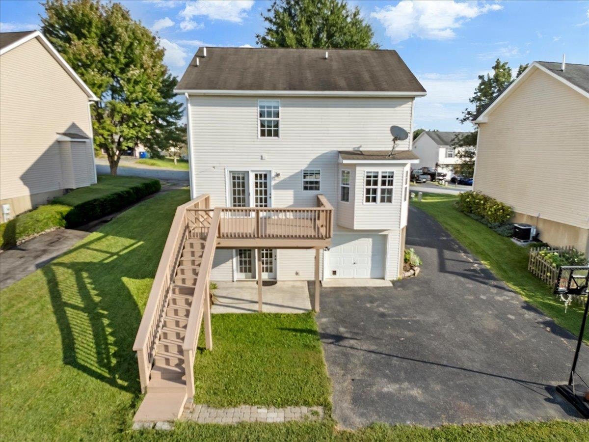 305 Sequoia Circle, Christiansburg, VA 24073