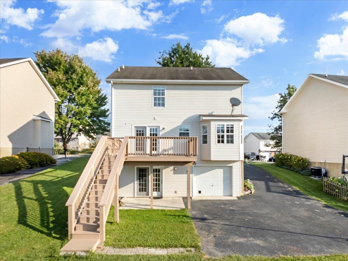 305 Sequoia Circle, Christiansburg, VA 24073