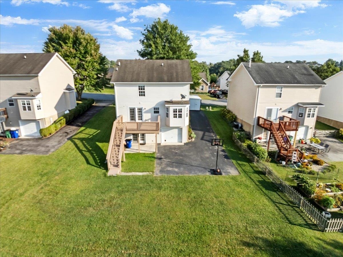 305 Sequoia Circle, Christiansburg, VA 24073