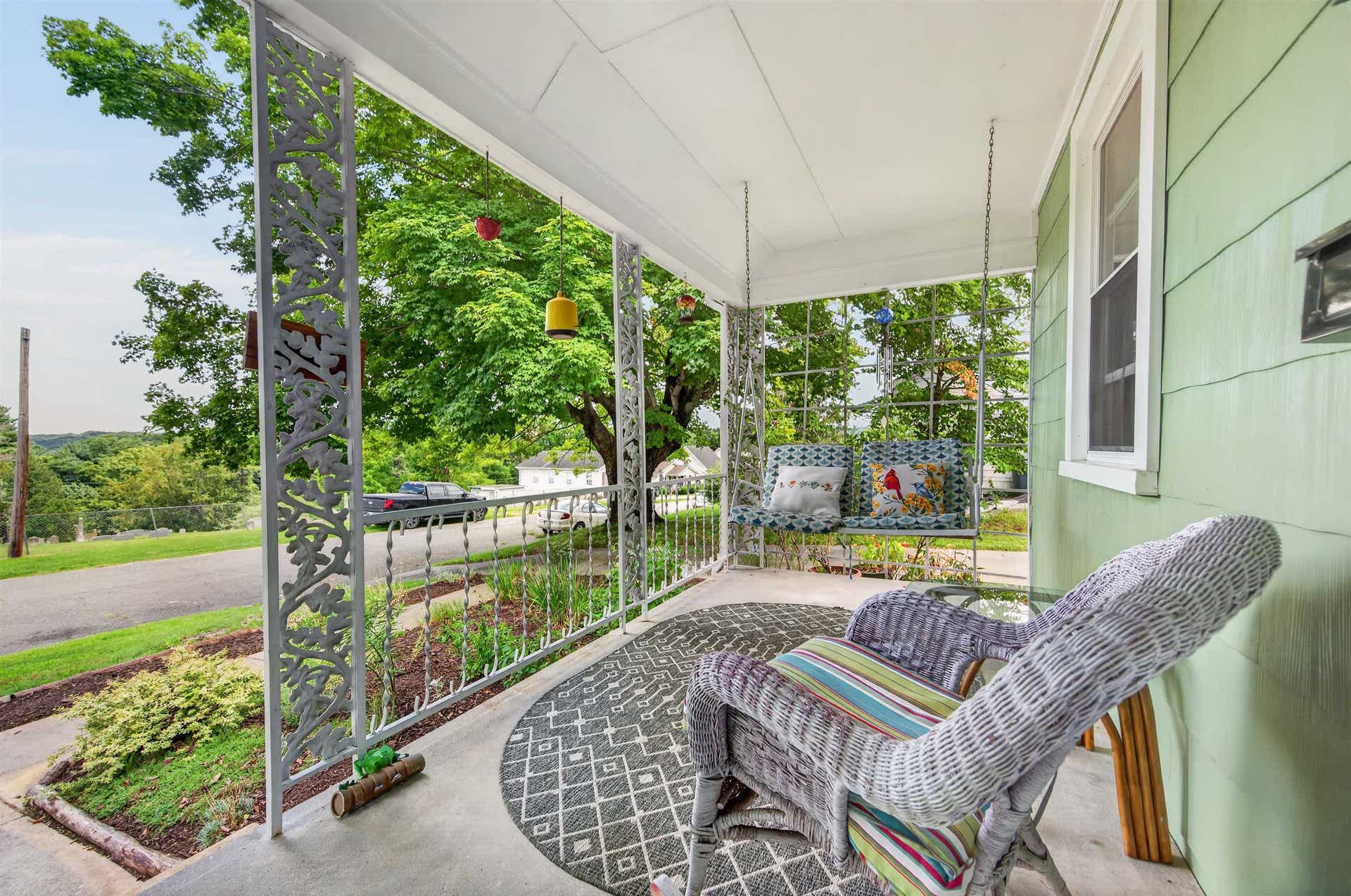 403 Sixth Avenue, Radford, VA 24141