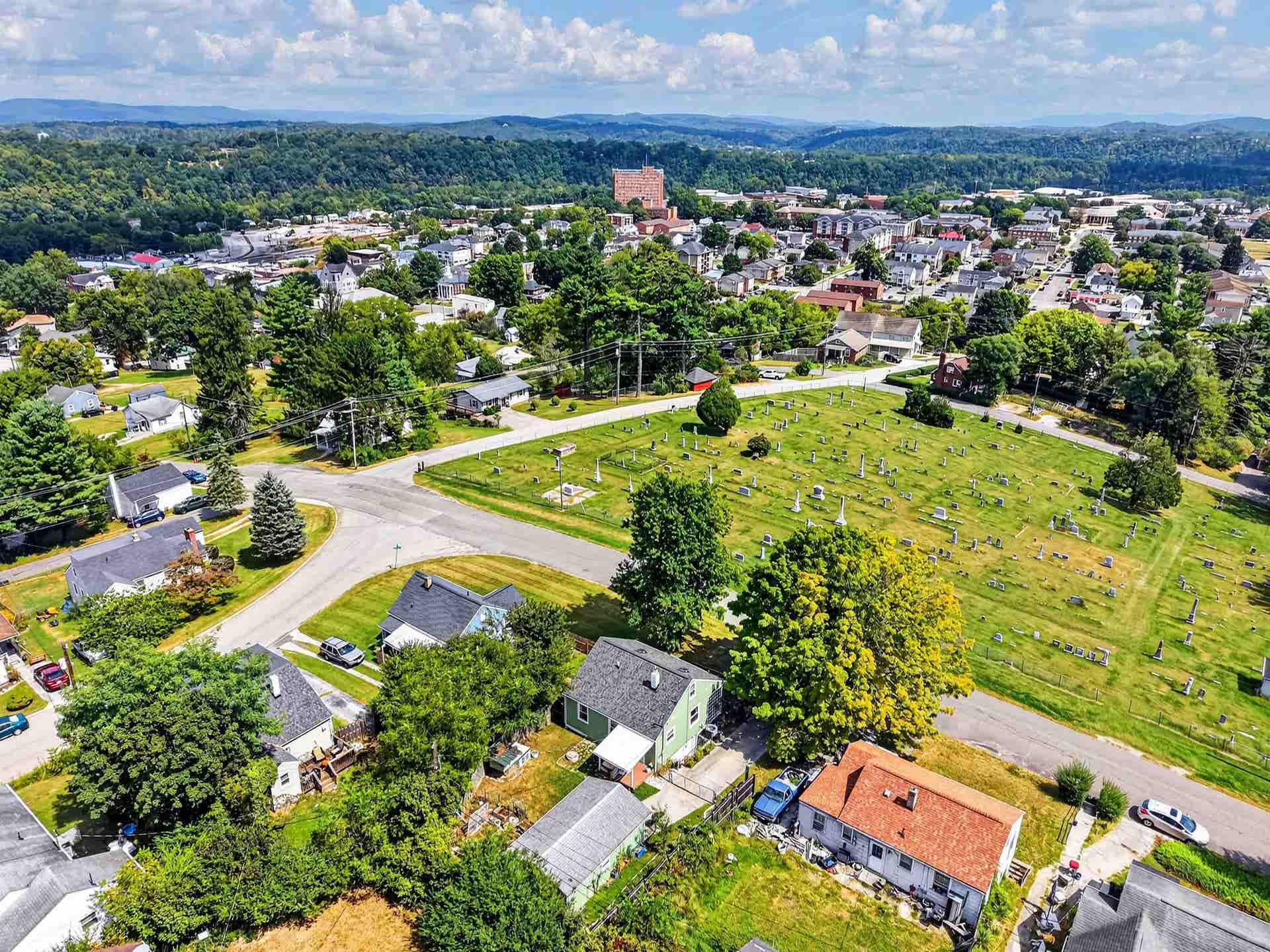 403 Sixth Avenue, Radford, VA 24141