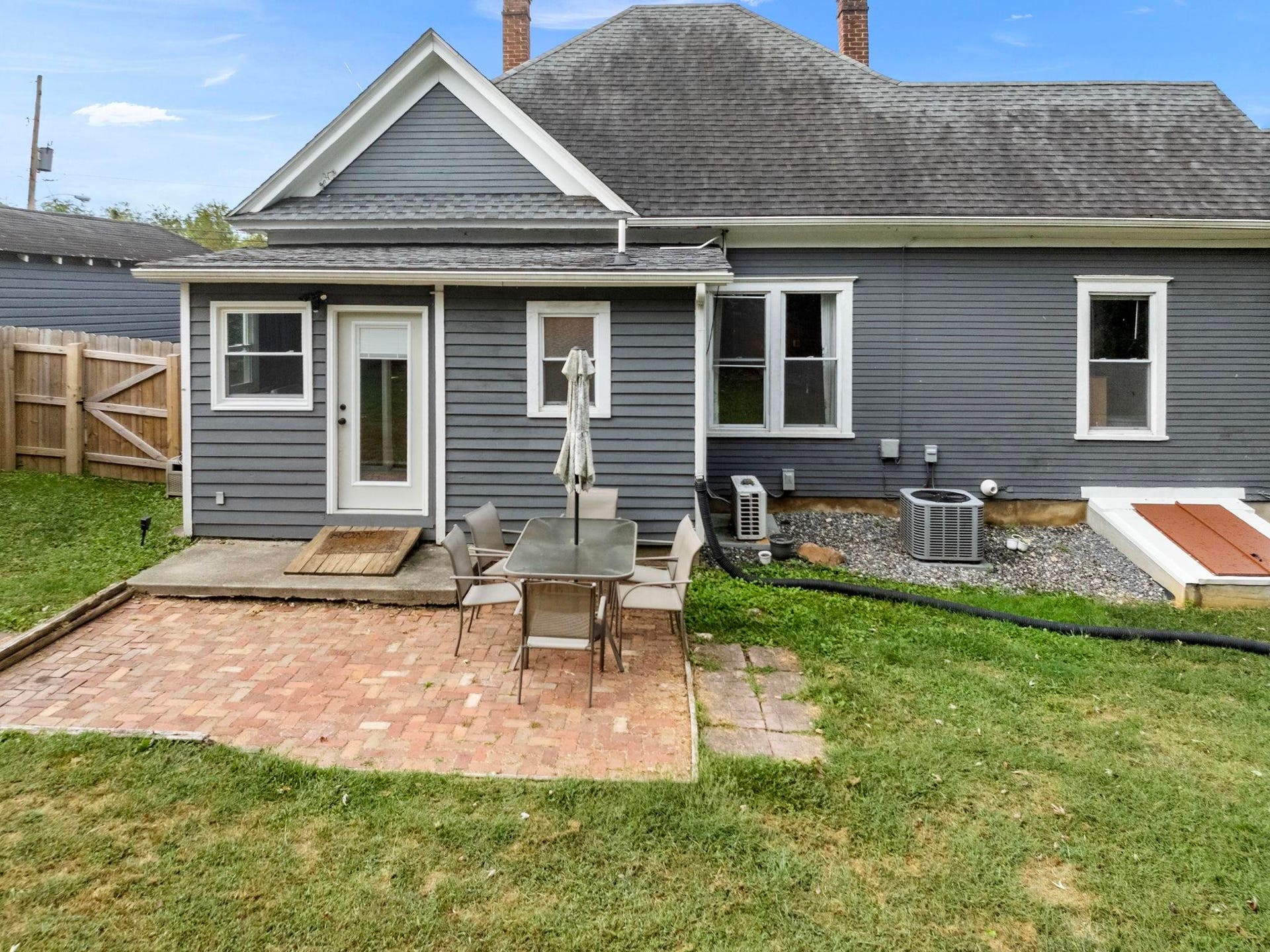 930 Harless Street, Christiansburg, VA 24073