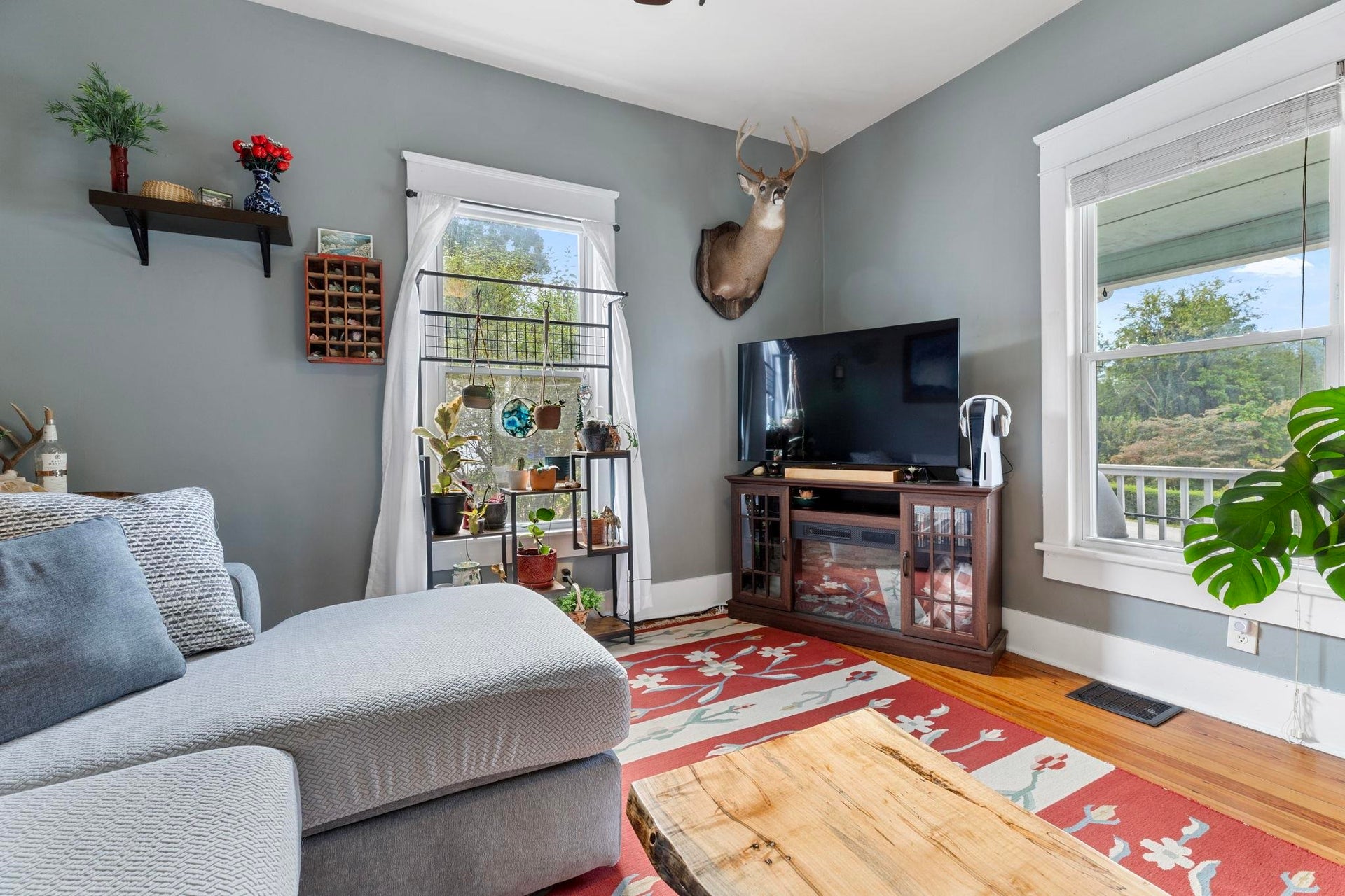 930 Harless Street, Christiansburg, VA 24073