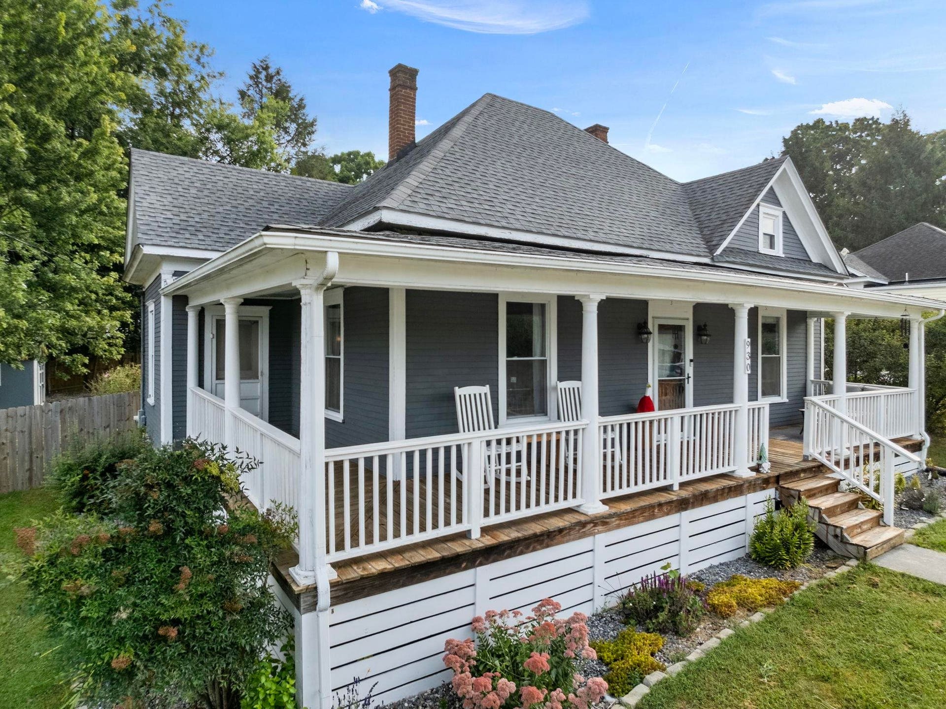 930 Harless Street, Christiansburg, VA 24073