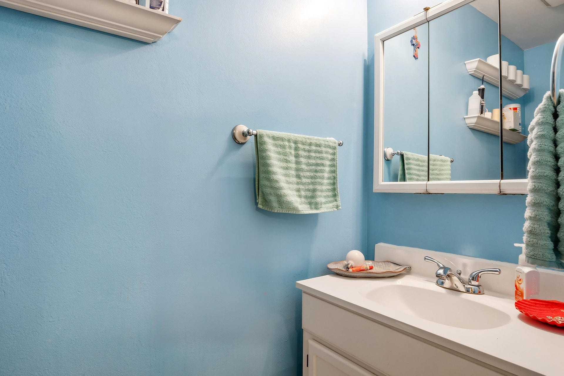 106 ROSELAND Drive, Christiansburg, VA 24073