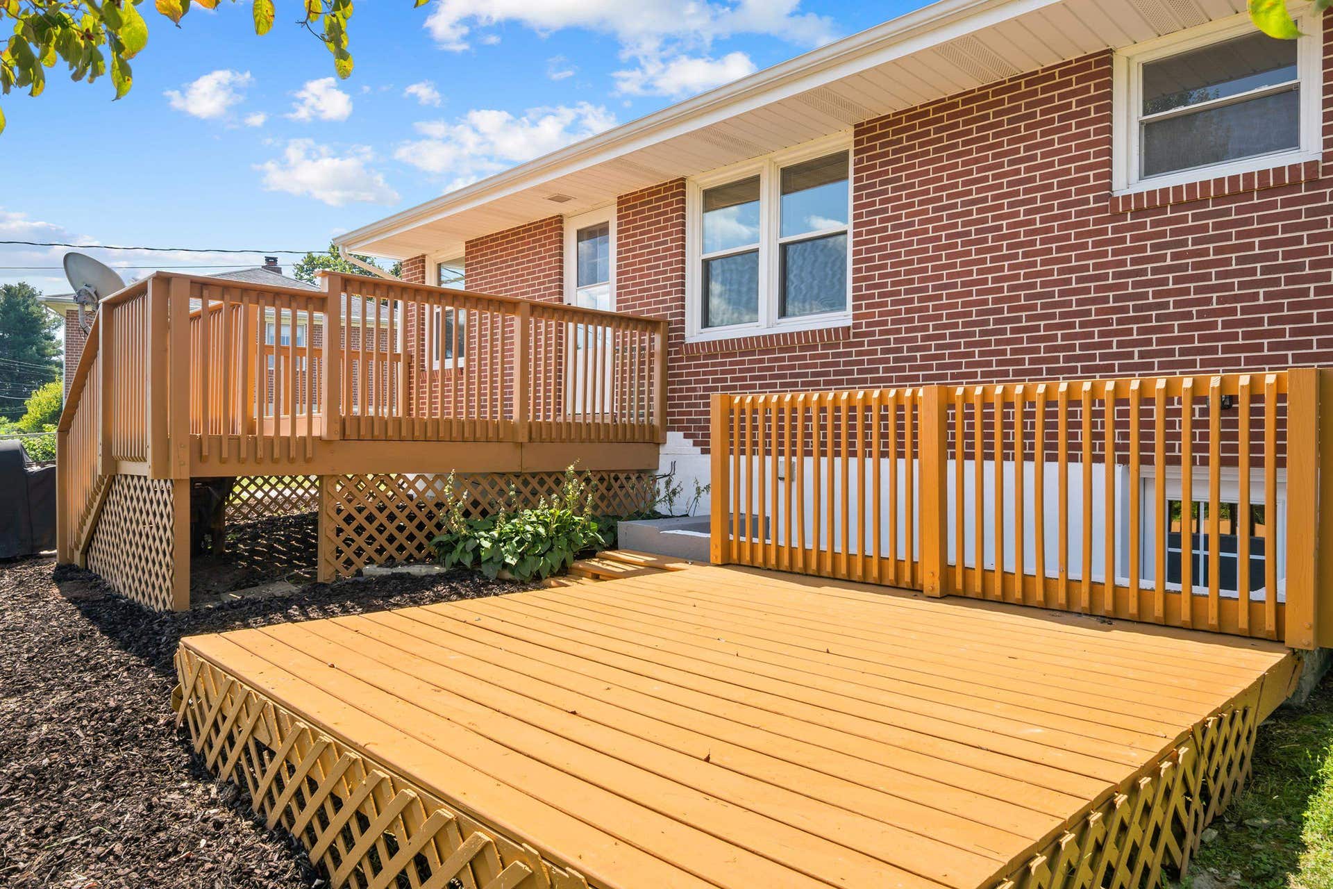 106 ROSELAND Drive, Christiansburg, VA 24073