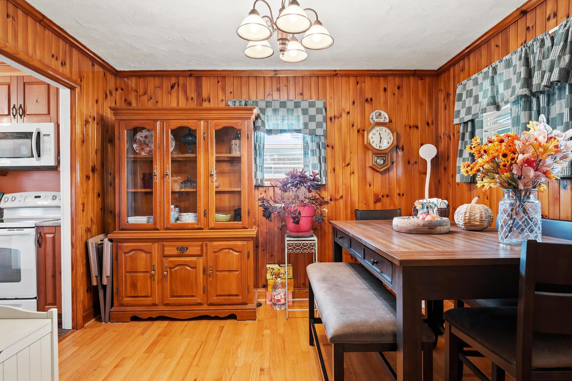 106 ROSELAND Drive, Christiansburg, VA 24073