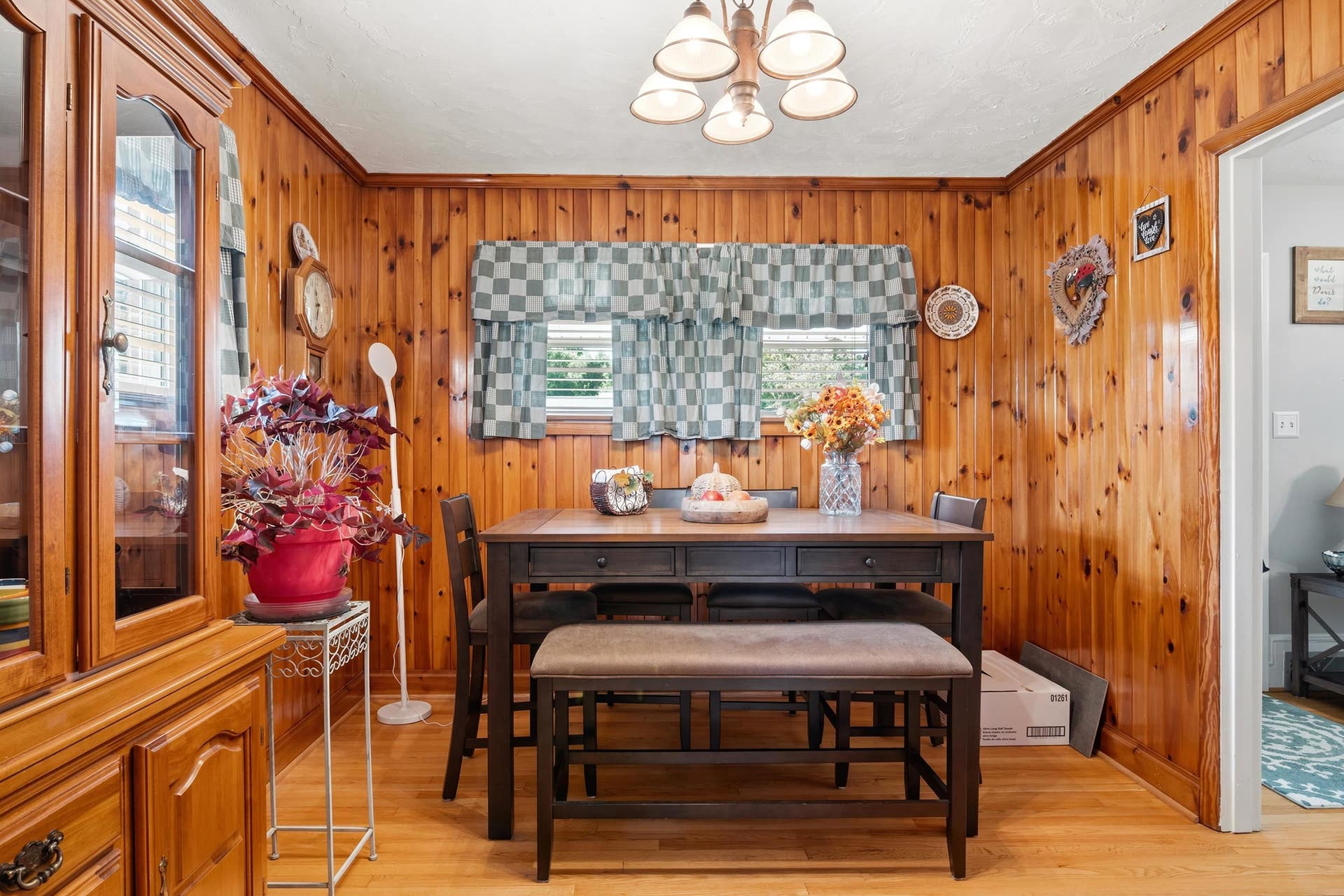 106 ROSELAND Drive, Christiansburg, VA 24073