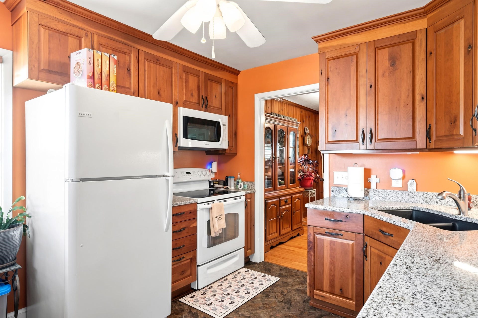 106 ROSELAND Drive, Christiansburg, VA 24073