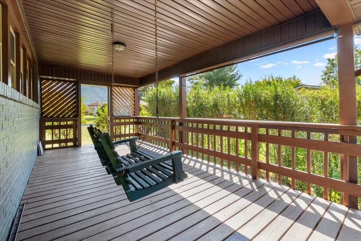 103 Sunset Street, Narrows, VA 24124