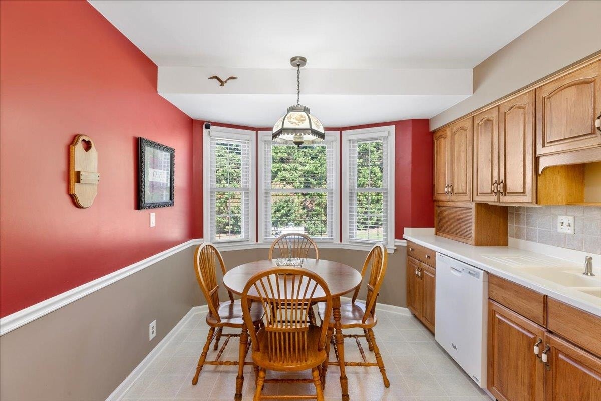 410 Lawndale Drive, Pearisburg, VA 24134
