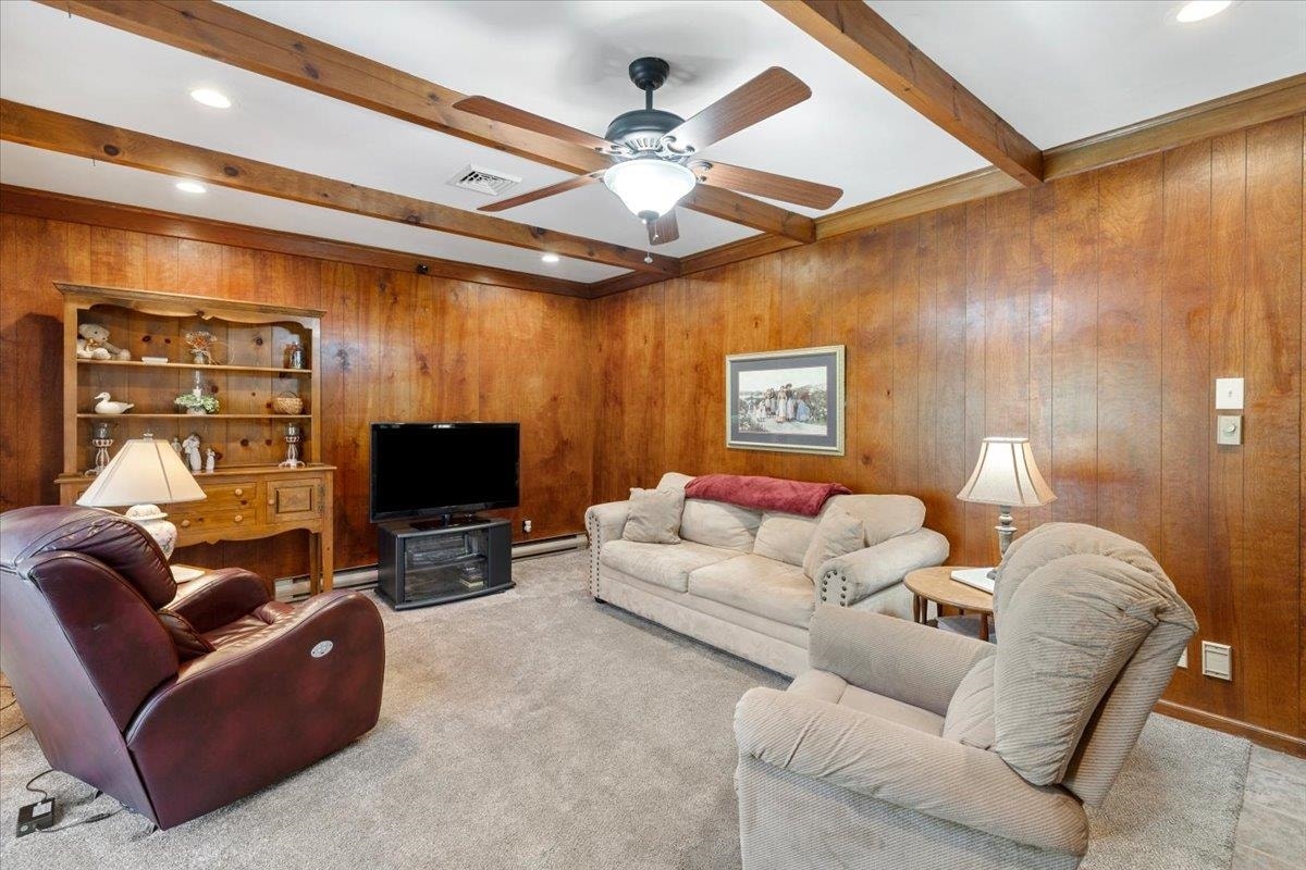 410 Lawndale Drive, Pearisburg, VA 24134