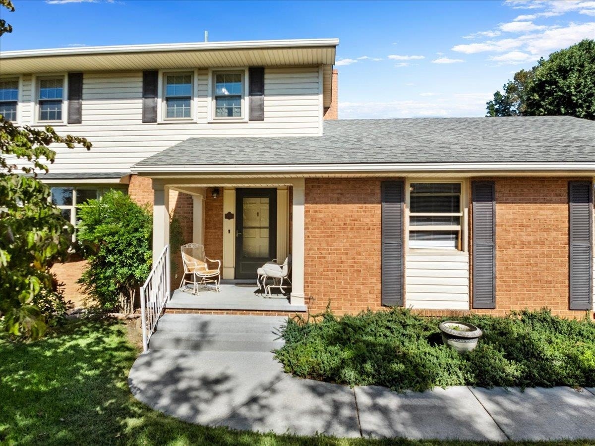 410 Lawndale Drive, Pearisburg, VA 24134