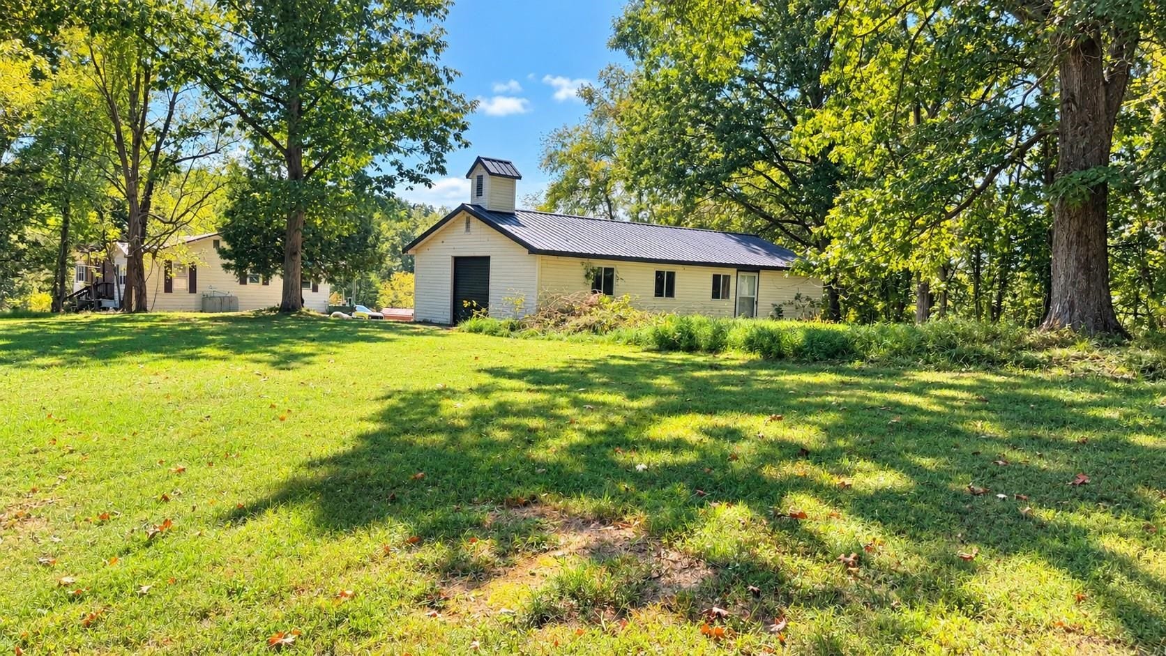 150 Camp Meeting Road, Pearisburg, VA 24134