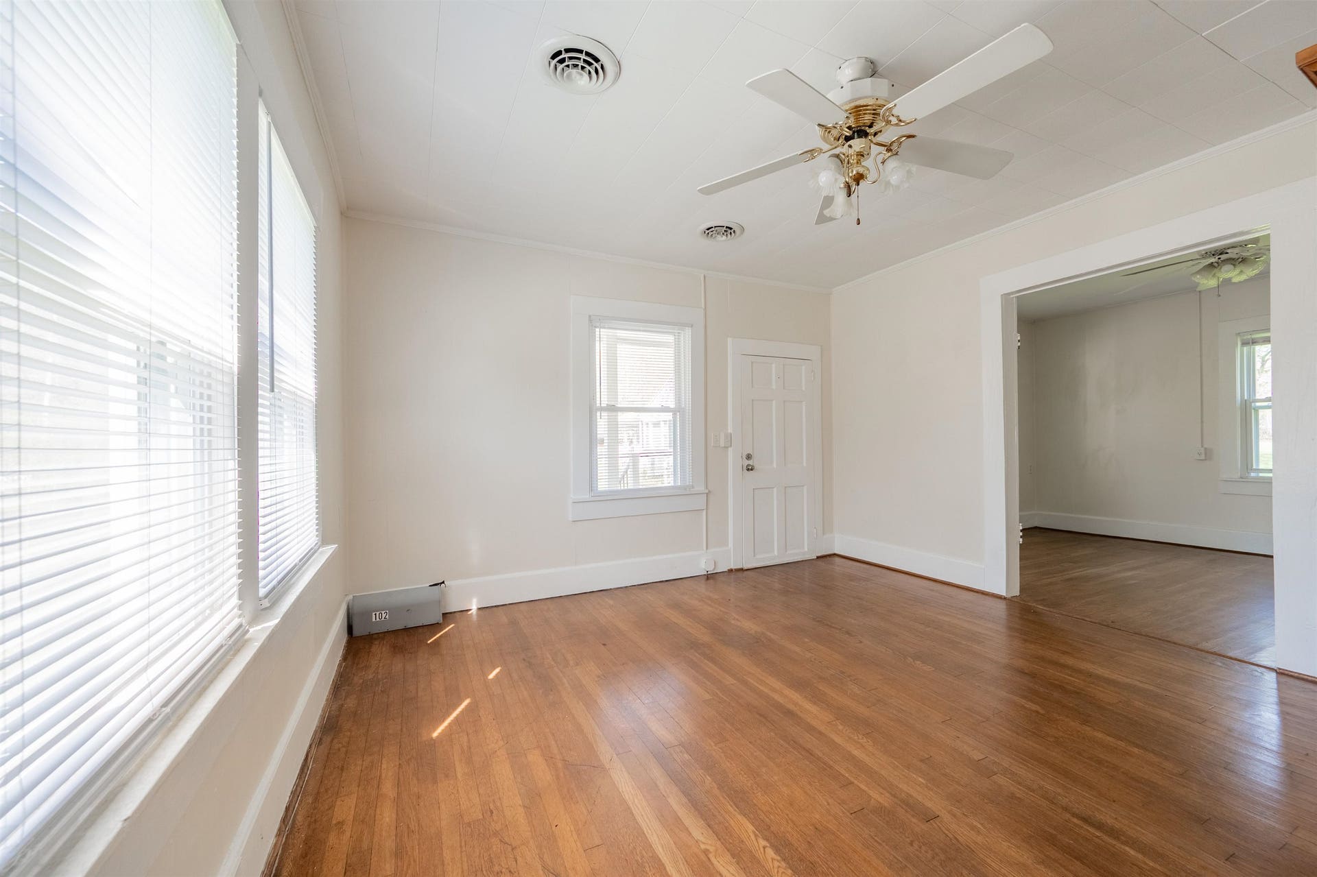 102 Peck Street, Pembroke, VA 24136