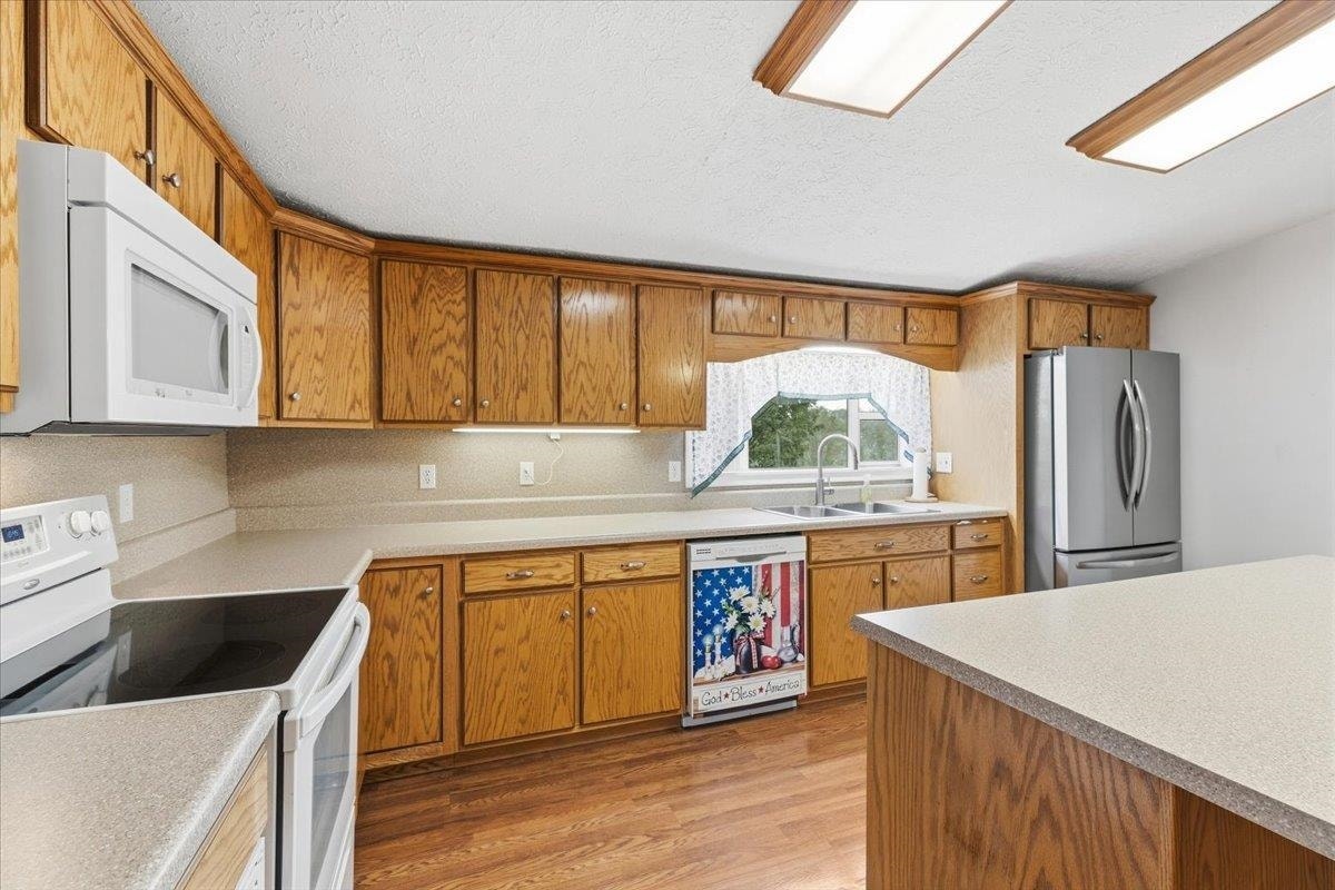 5308 THORNSPRING Road, Pulaski, VA 24301