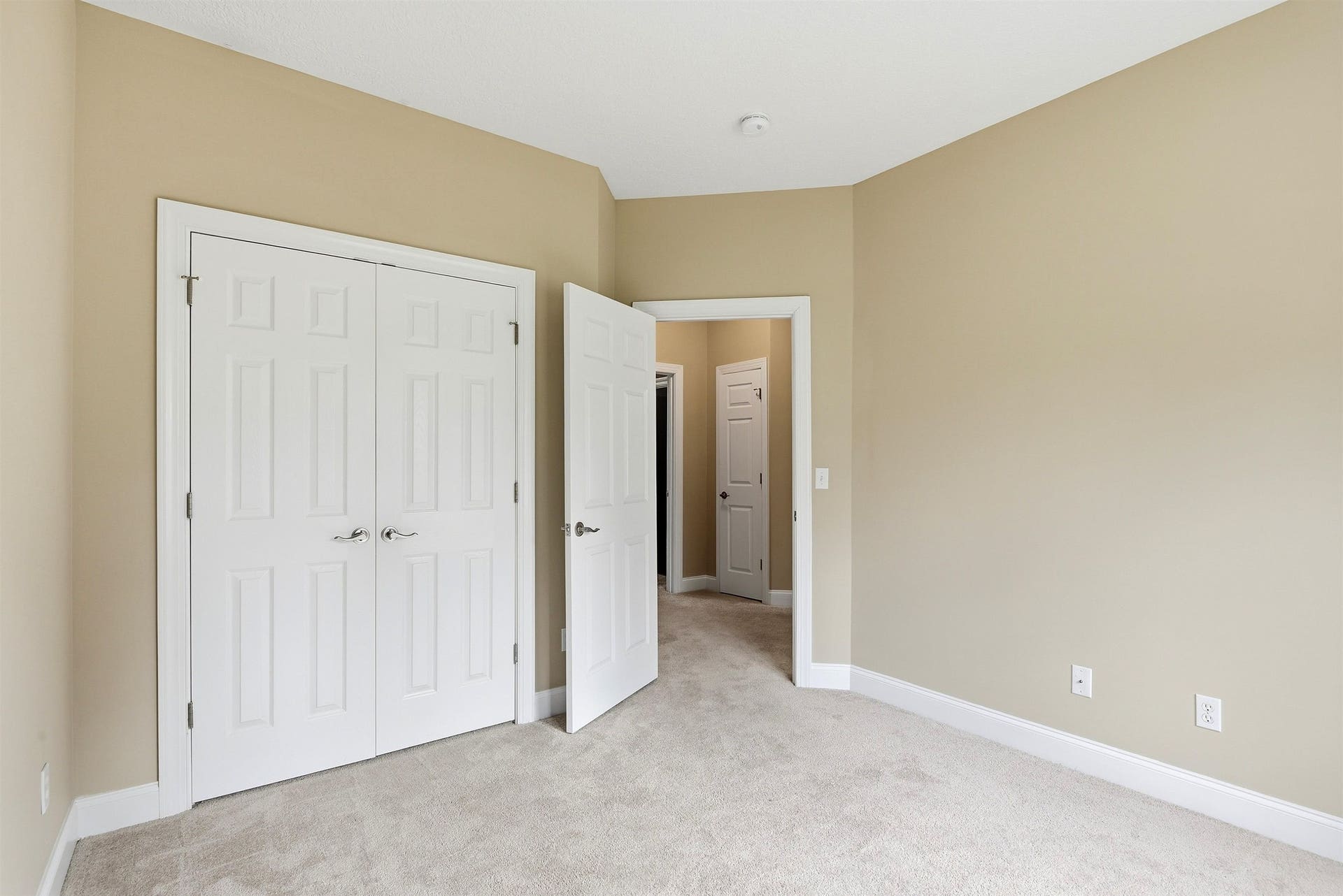 2522 BLOSSOM Trail, Blacksburg, VA 24060