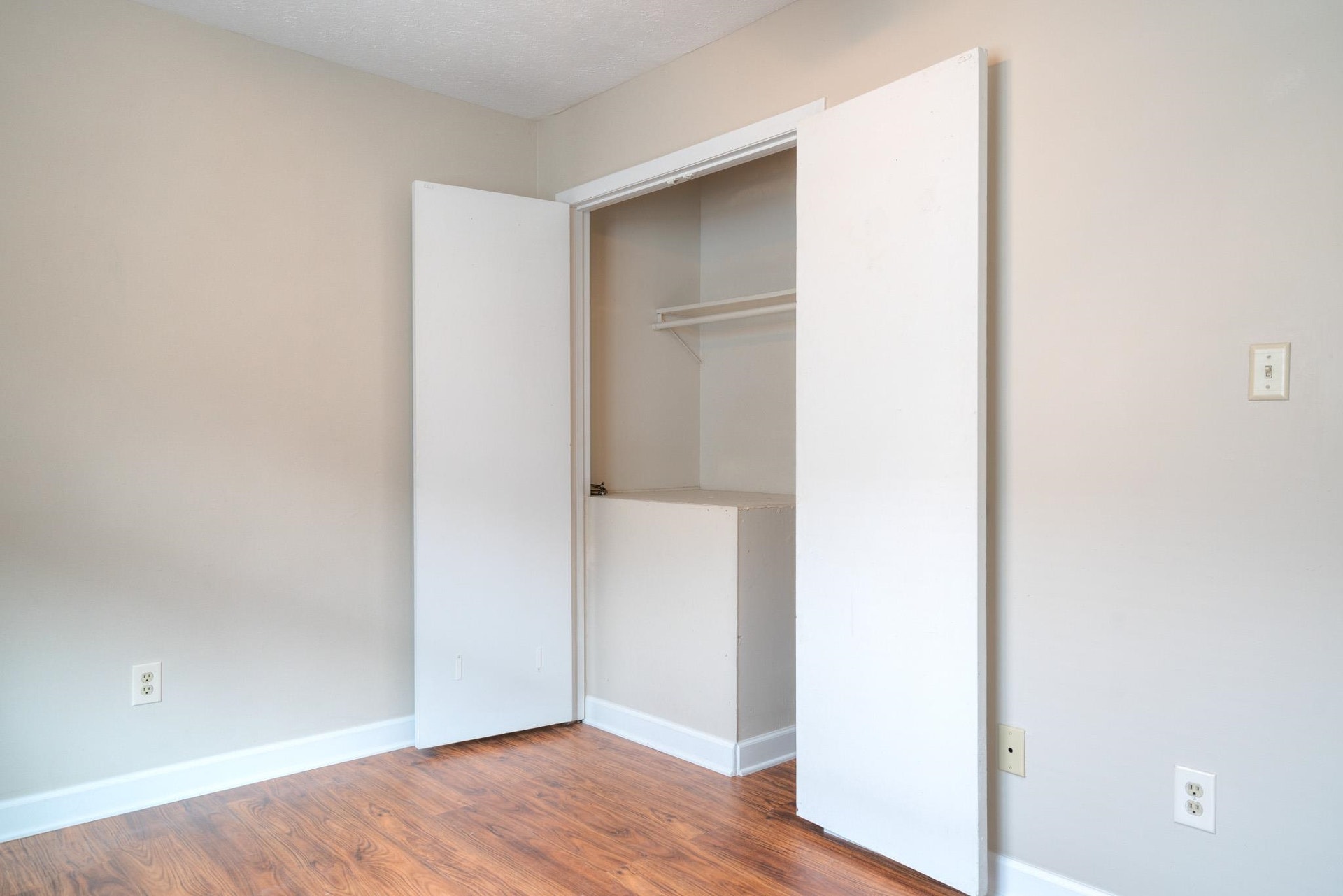 524 Calhoun Street, Radford, VA 24141