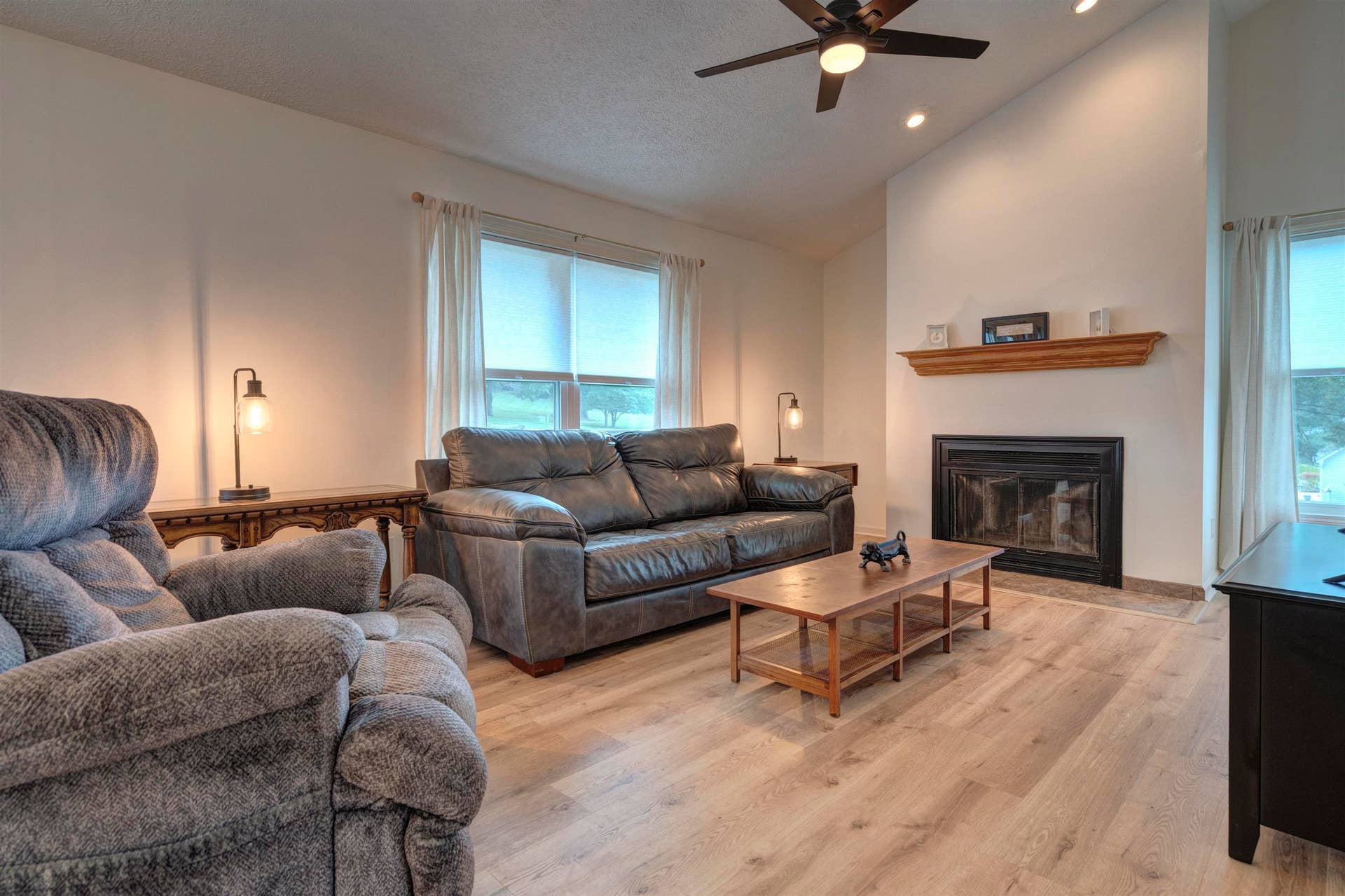208 GLEN VIEW Lane, Radford, VA 24141