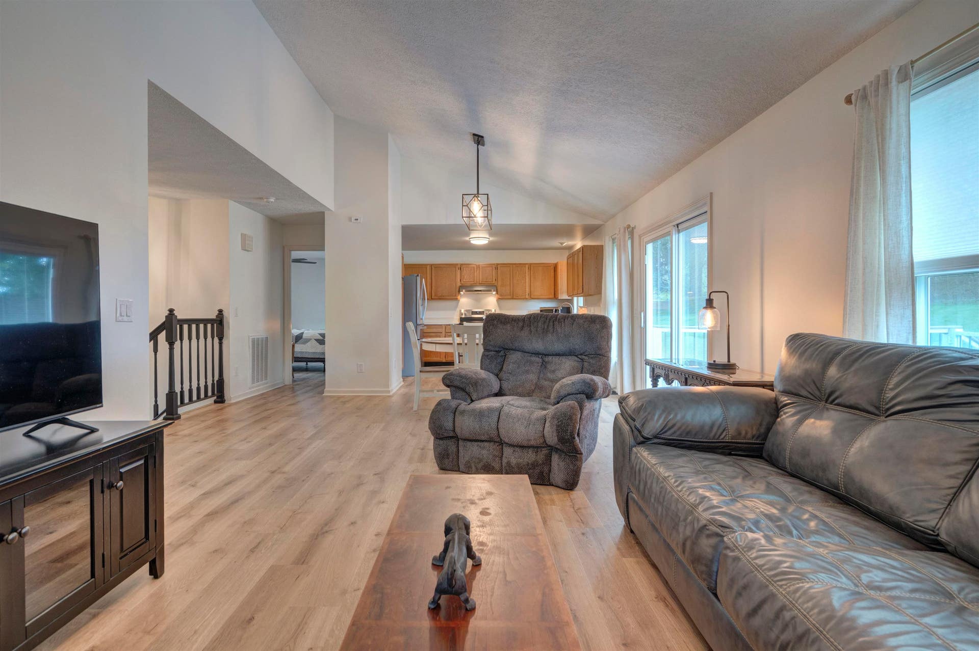 208 GLEN VIEW Lane, Radford, VA 24141