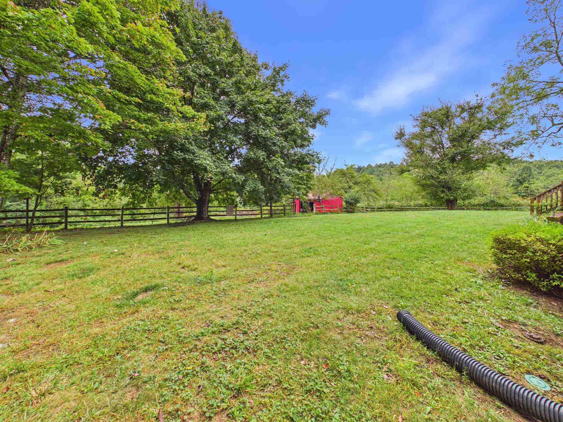 490 Oak Grove Road, Austinville, VA 24312