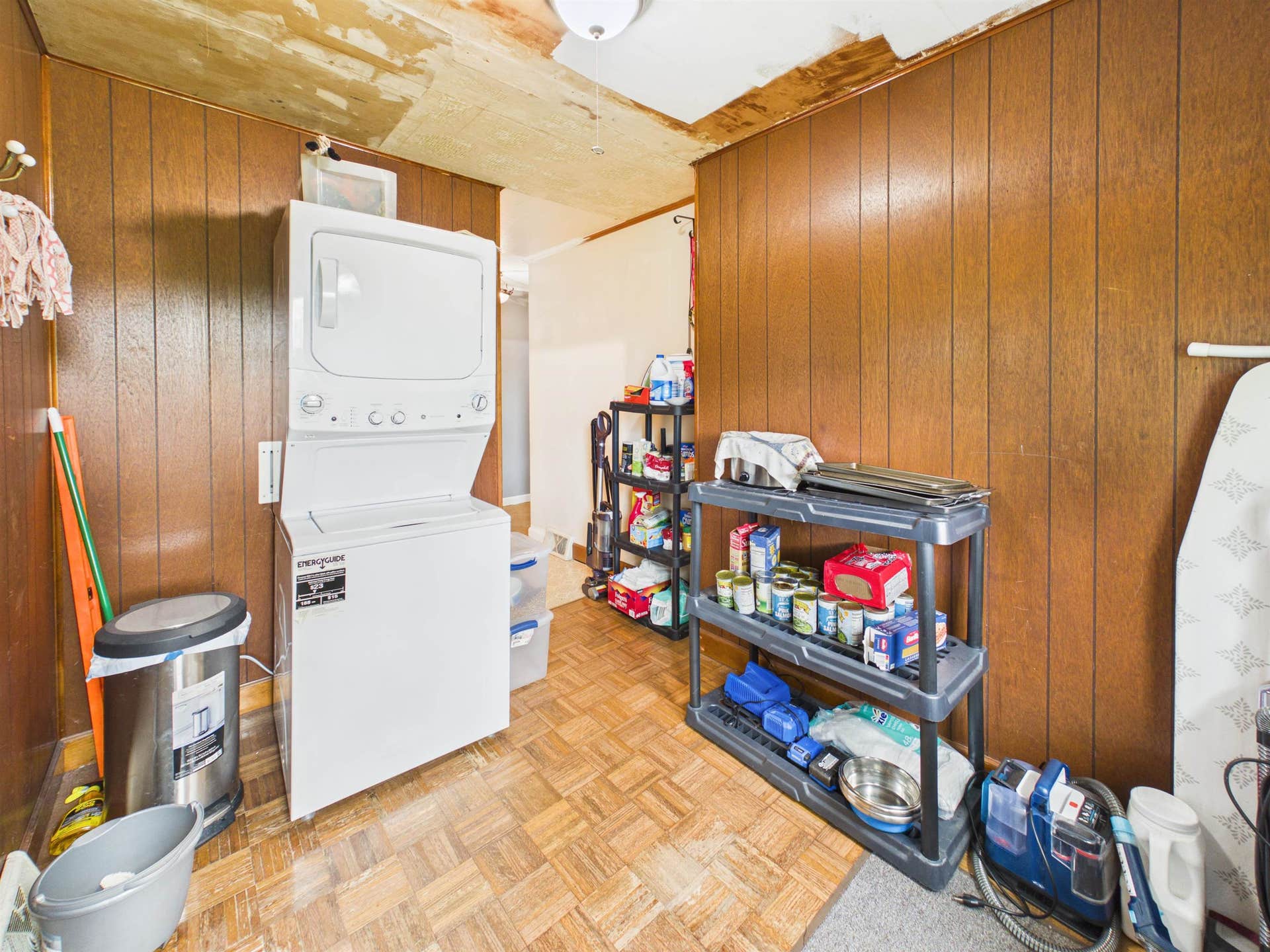 490 Oak Grove Road, Austinville, VA 24312