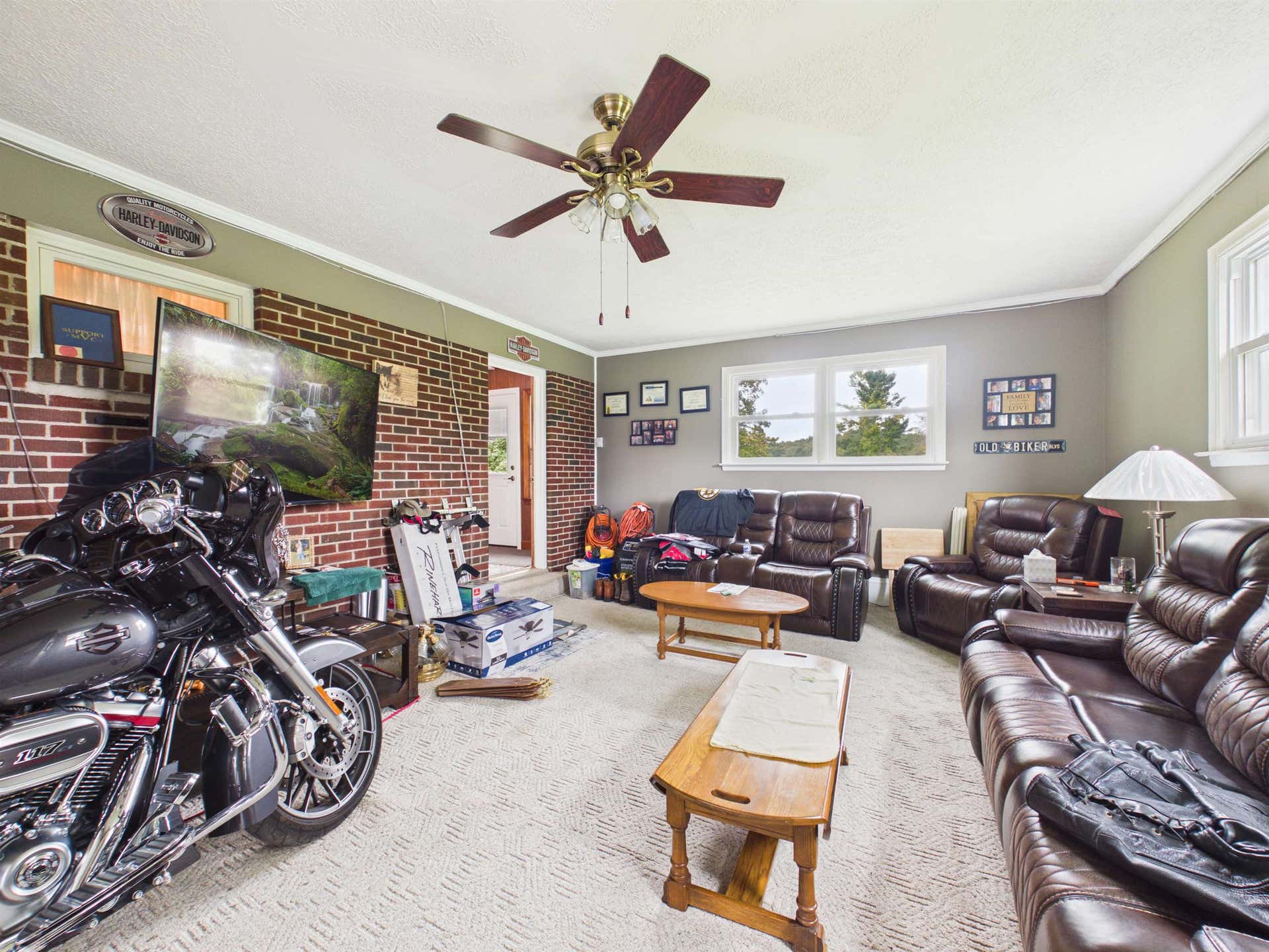 490 Oak Grove Road, Austinville, VA 24312