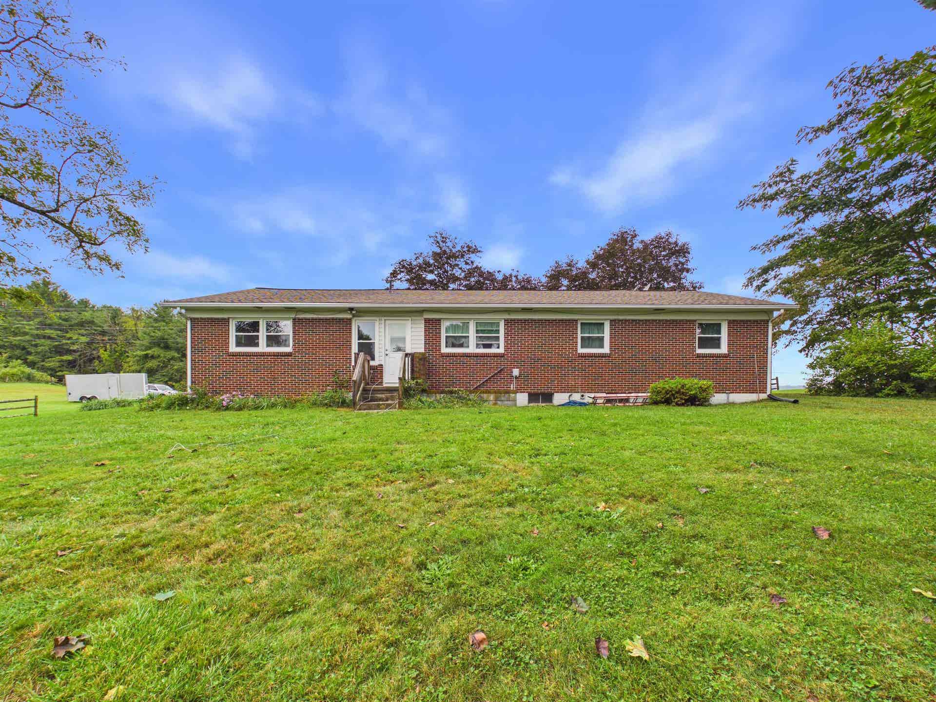 490 Oak Grove Road, Austinville, VA 24312